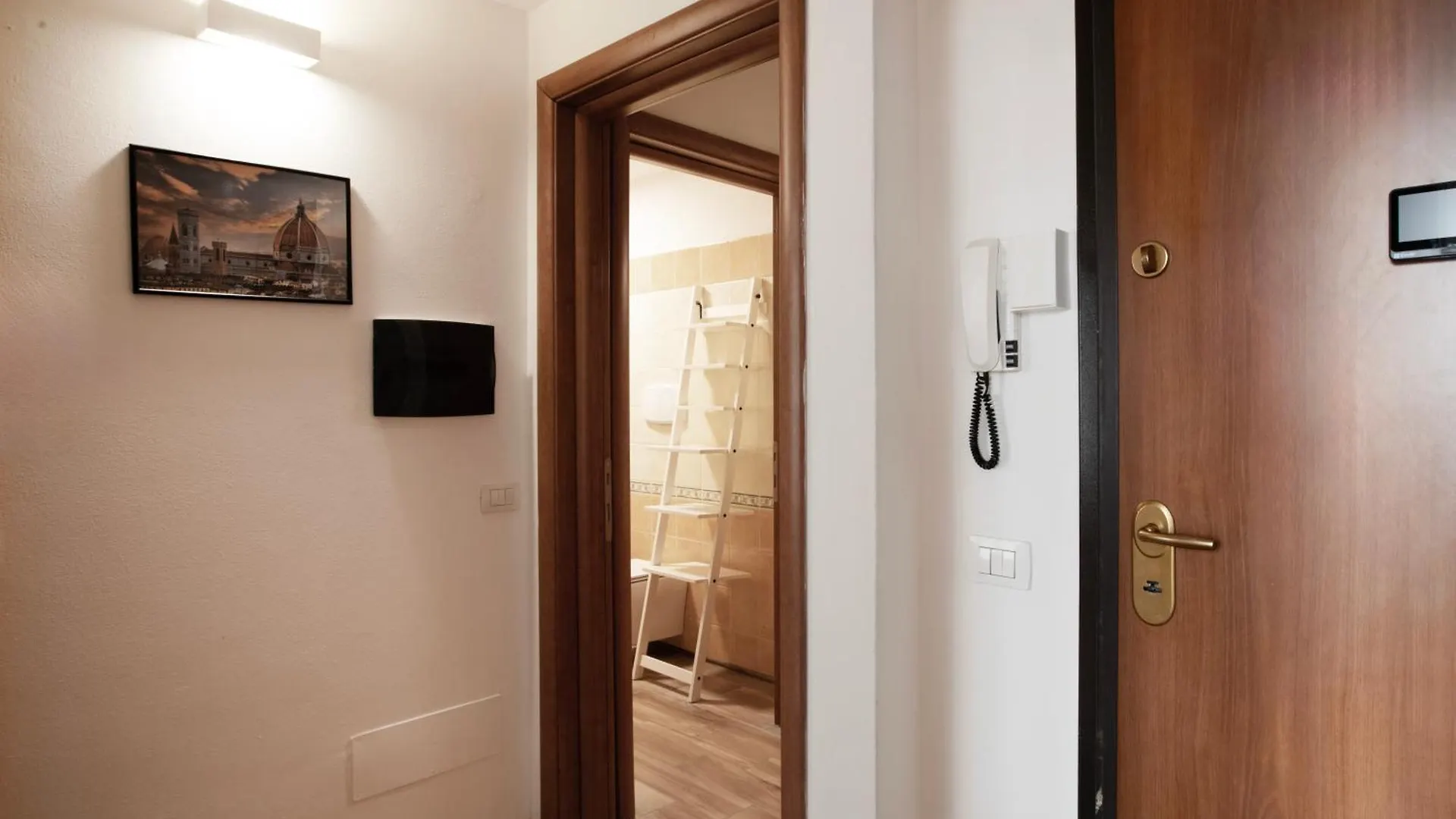 Scarlatti - Boutique Home In Florence Apartment