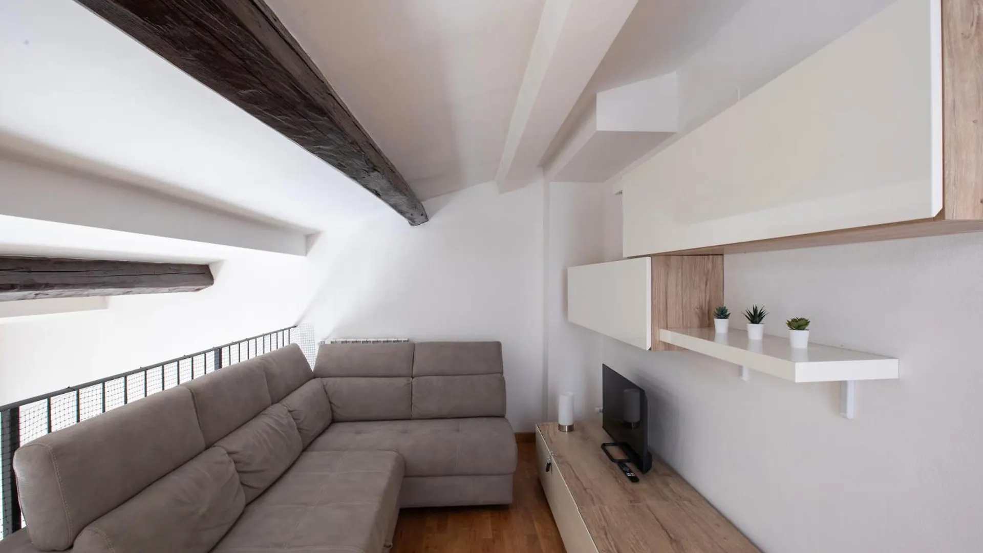 Scarlatti - Boutique Home In Florence